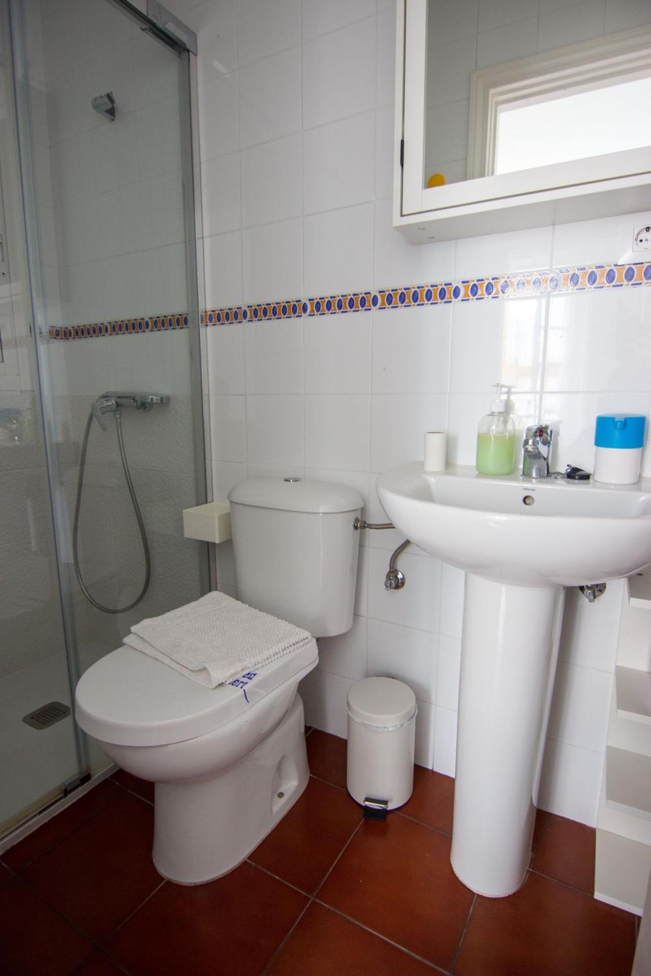 Rentalsevilla Joaquin Costa Appartement *